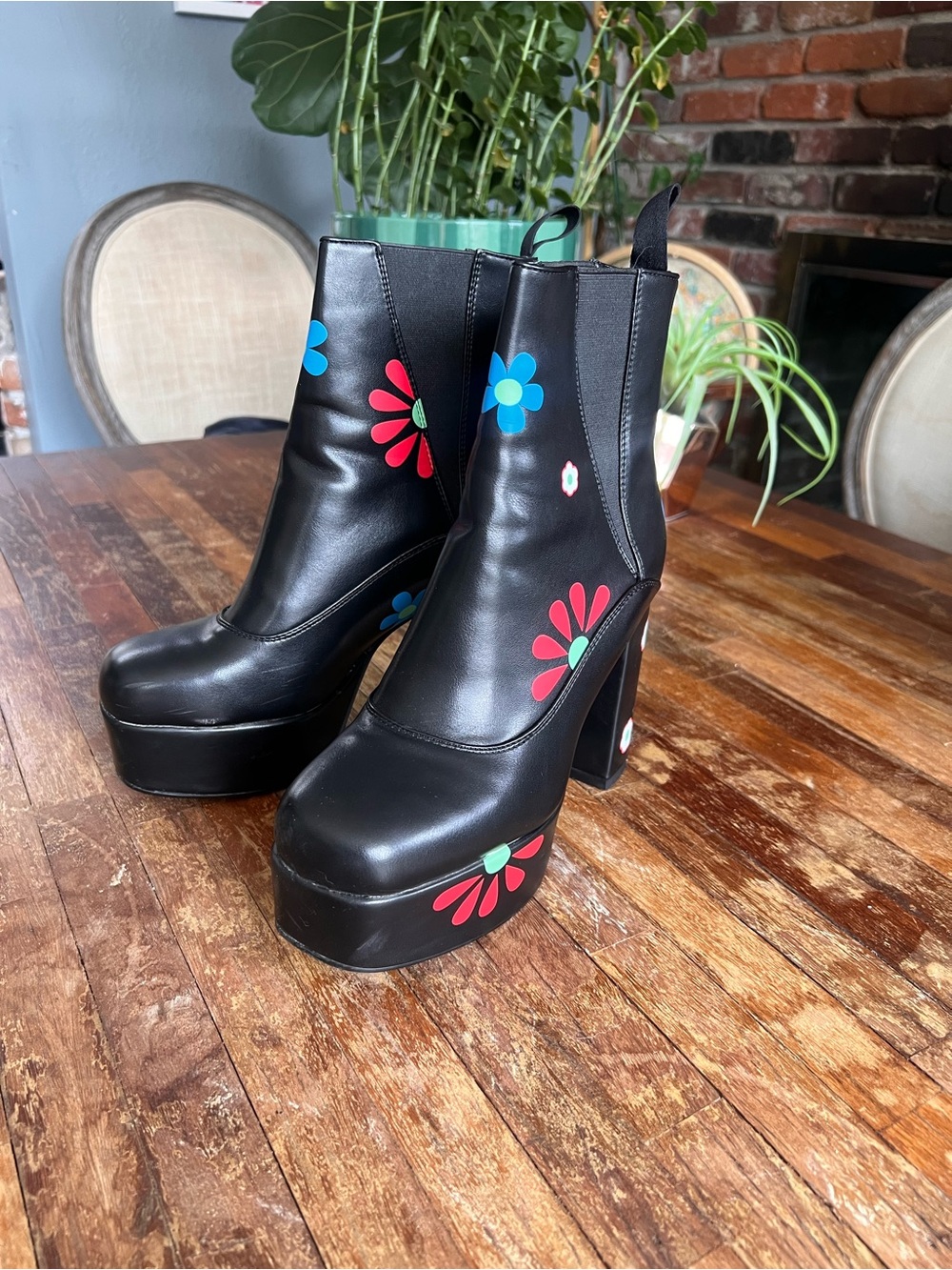 Lamoda platform boots